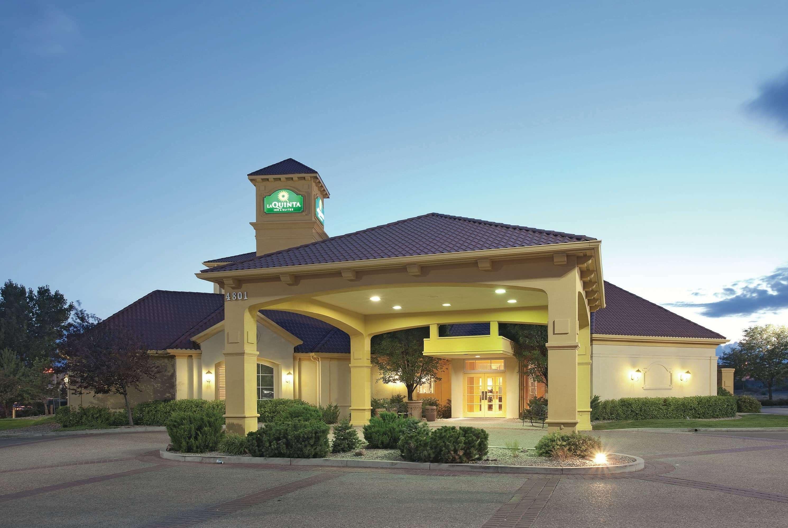 Hotel La Quinta By Wyndham Pueblo Exterior foto